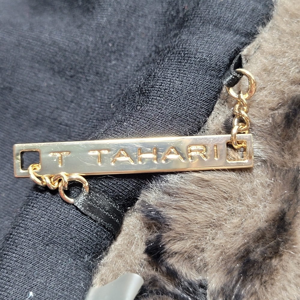 T Tahari Faux Fur Hooded Open Vest - Picture 4 of 7